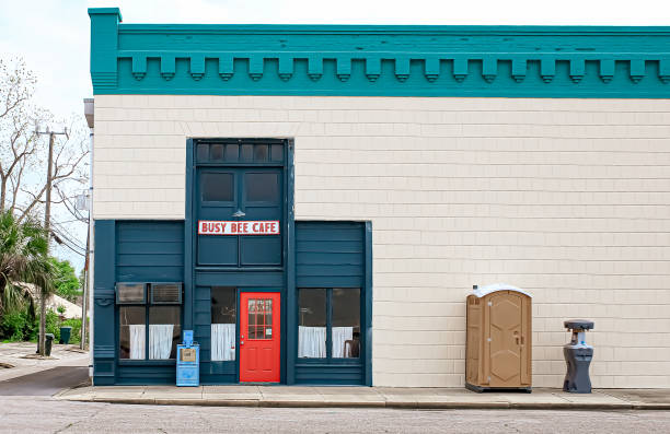 Best Portable restroom trailer rental  in Campbell, FL